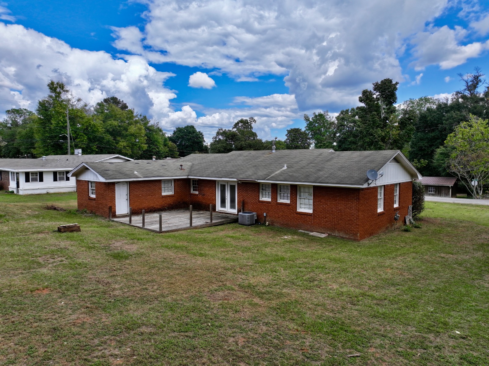 112 Hillcrest Ave