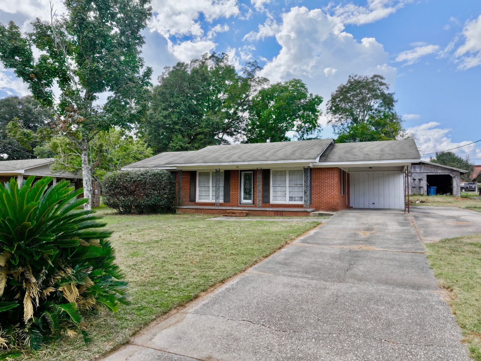 112 Hillcrest Ave