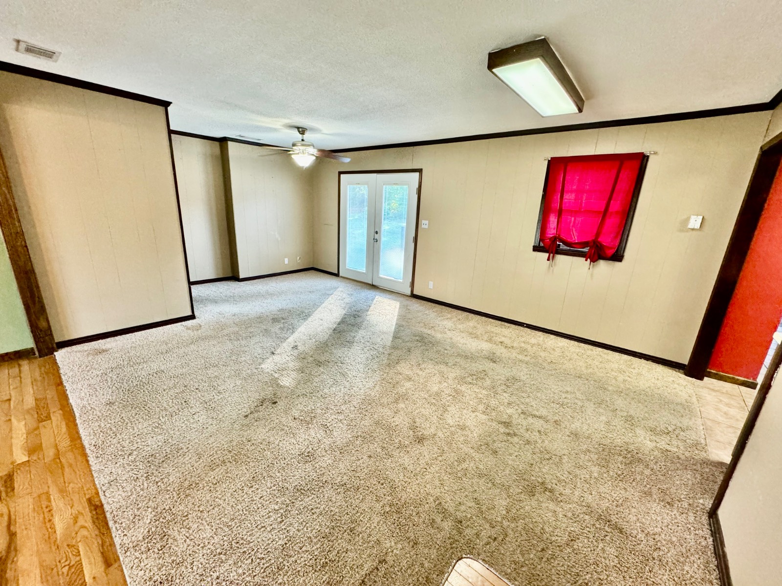 112 Hillcrest Ave