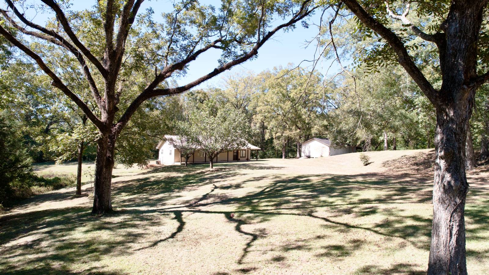 2626 Sandflat Road