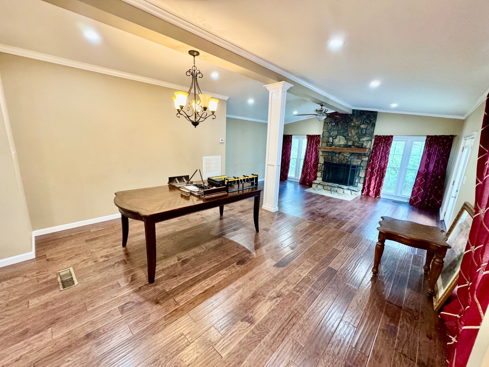 102 Shelton Ave