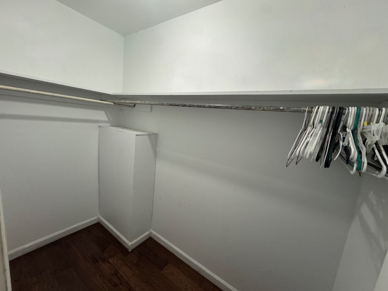 102 Shelton Ave