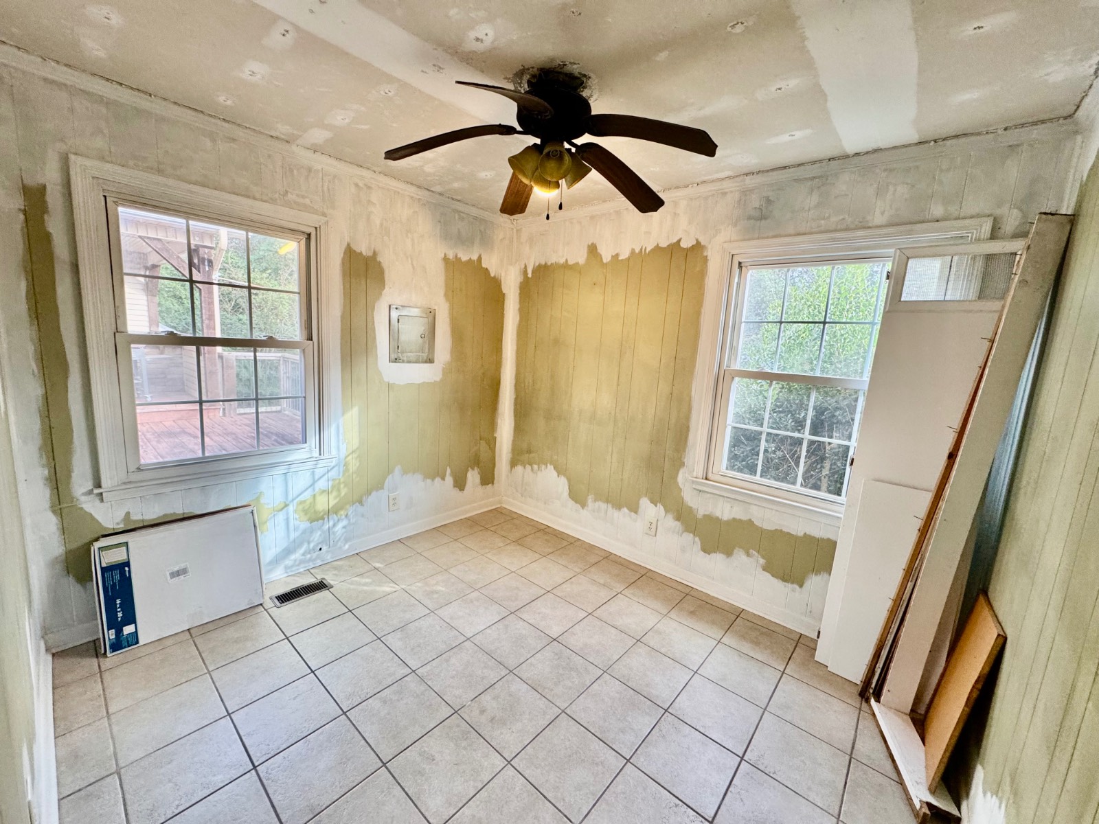102 Shelton Ave