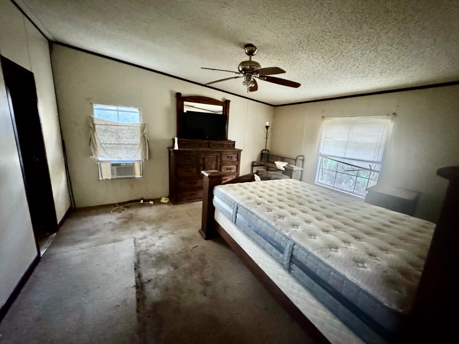 12122 Old Highway 5