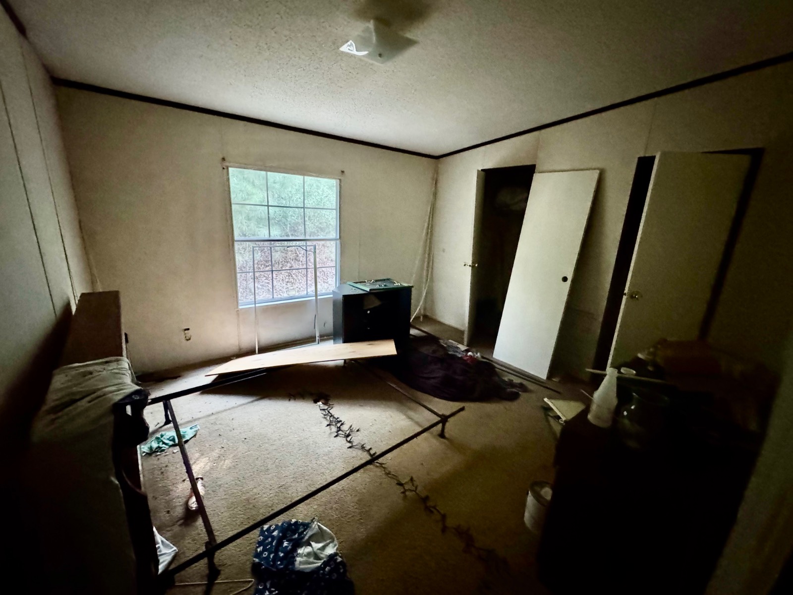 12122 Old Highway 5