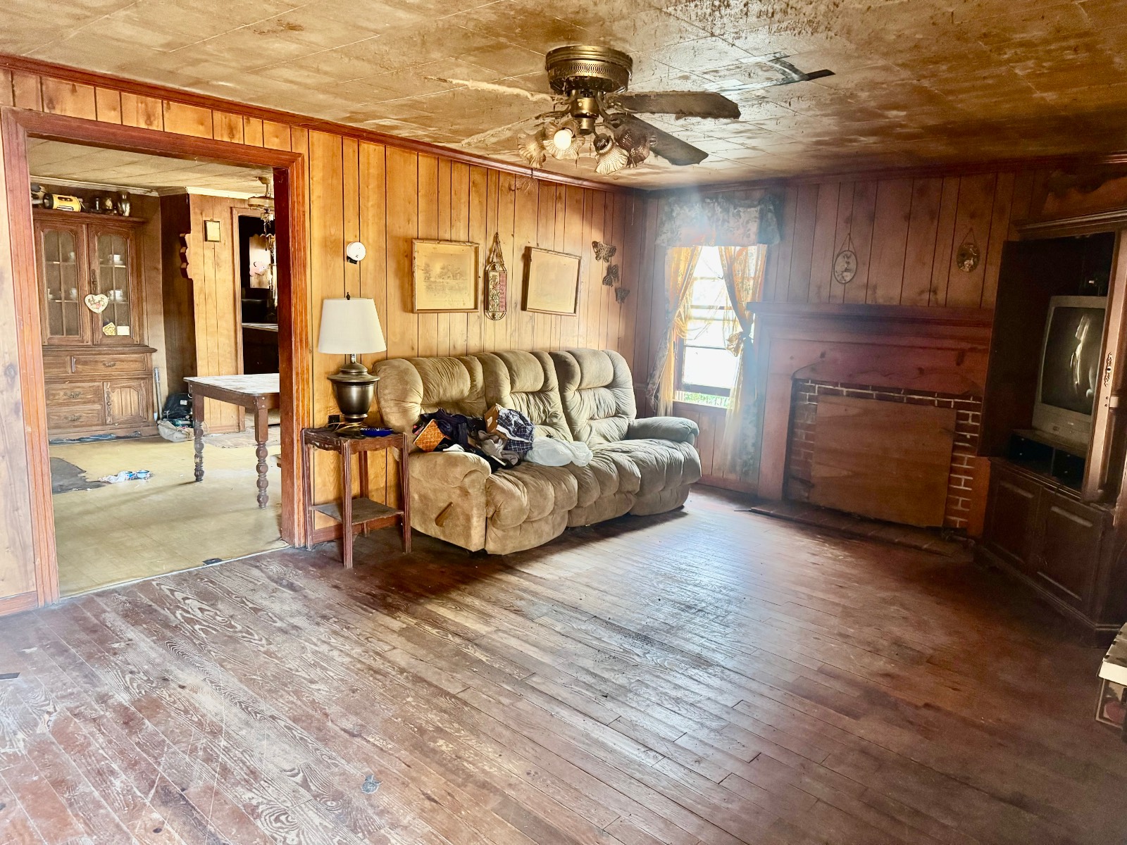 4537 Old Road