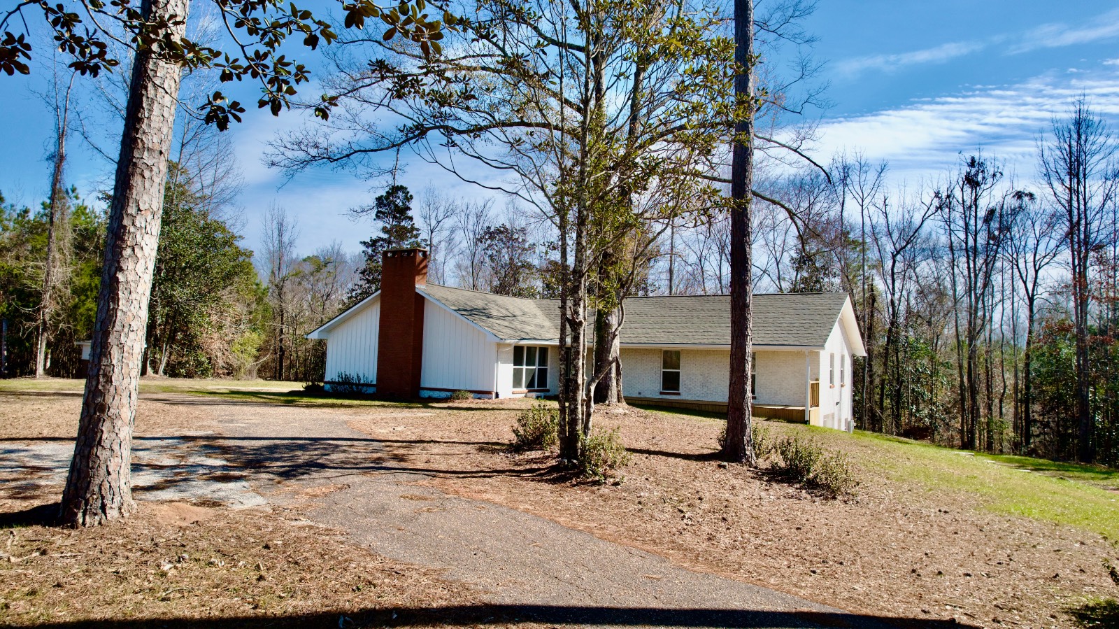 5700 Old Highway 5 North