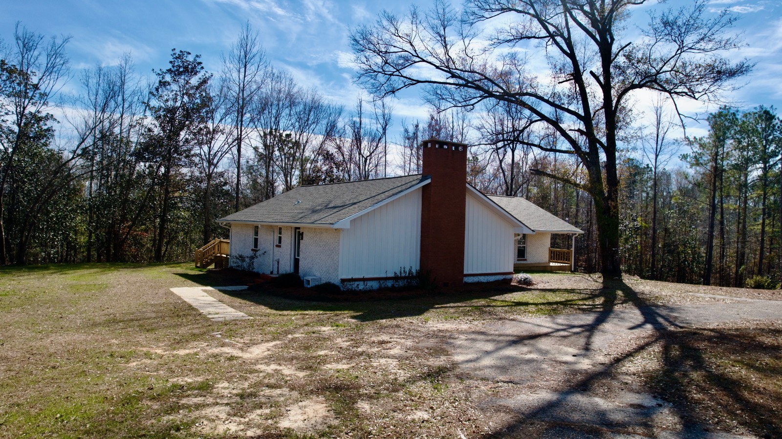 5700 Old Highway 5 North