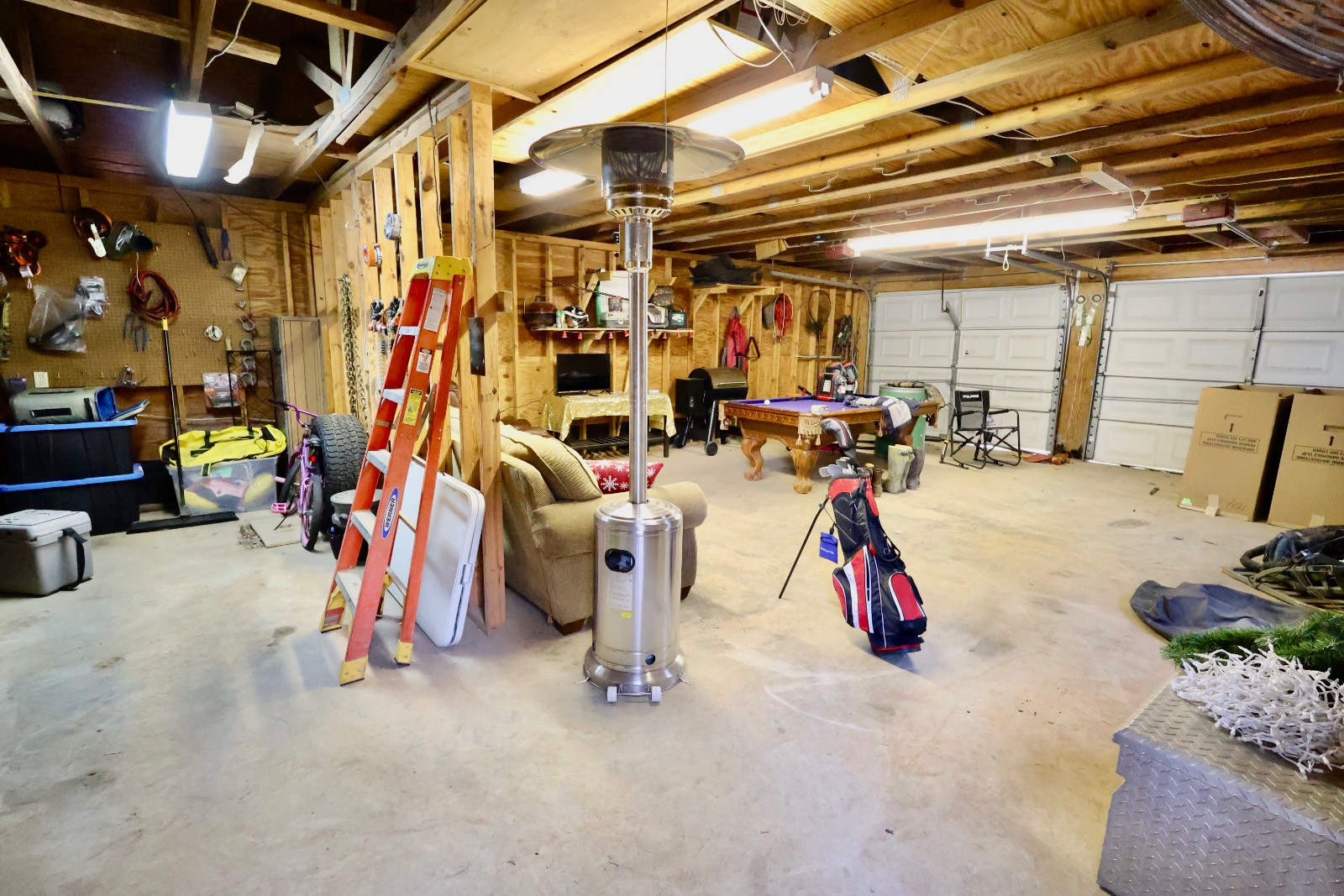 400 Golfview Drive