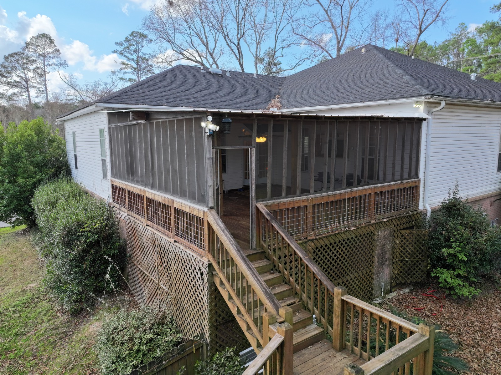 400 Golfview Drive
