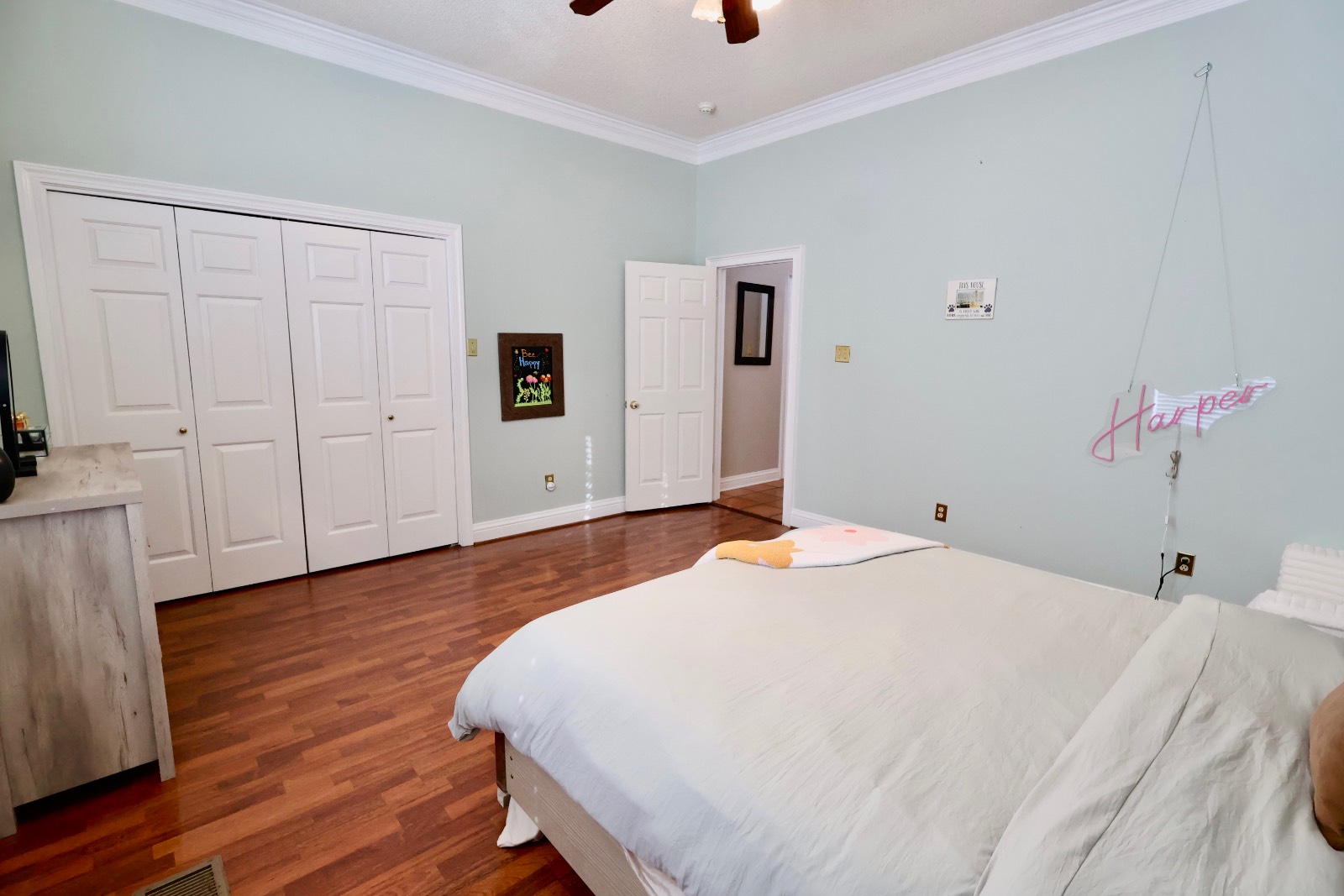 400 Golfview Drive