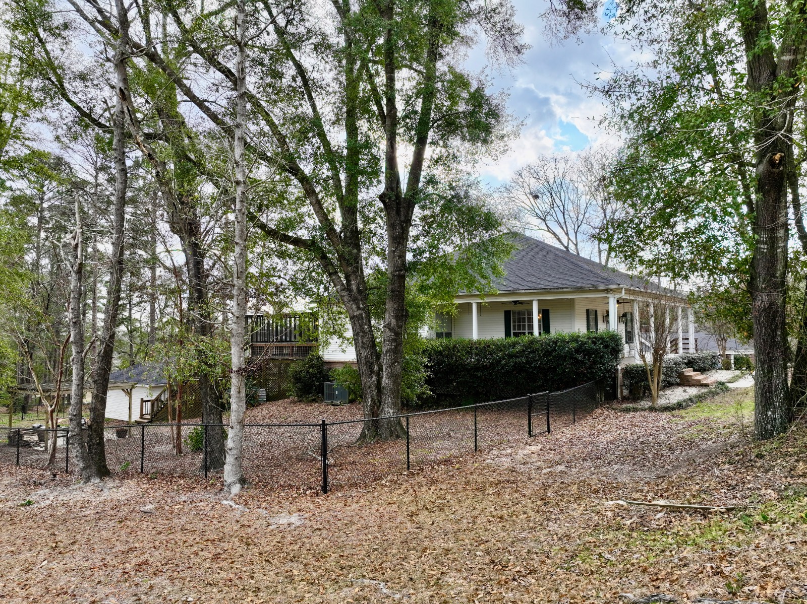 400 Golfview Drive