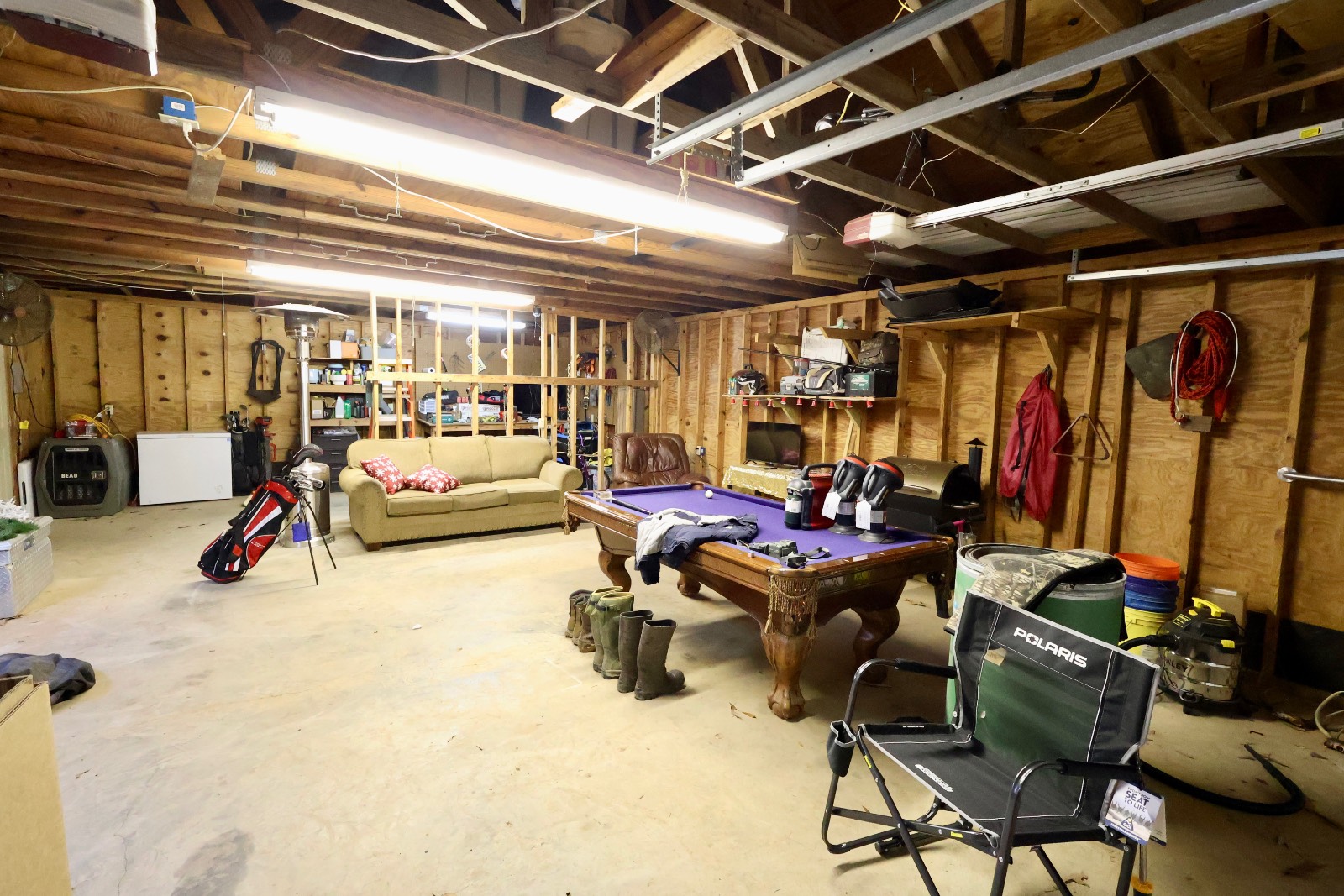 400 Golfview Drive