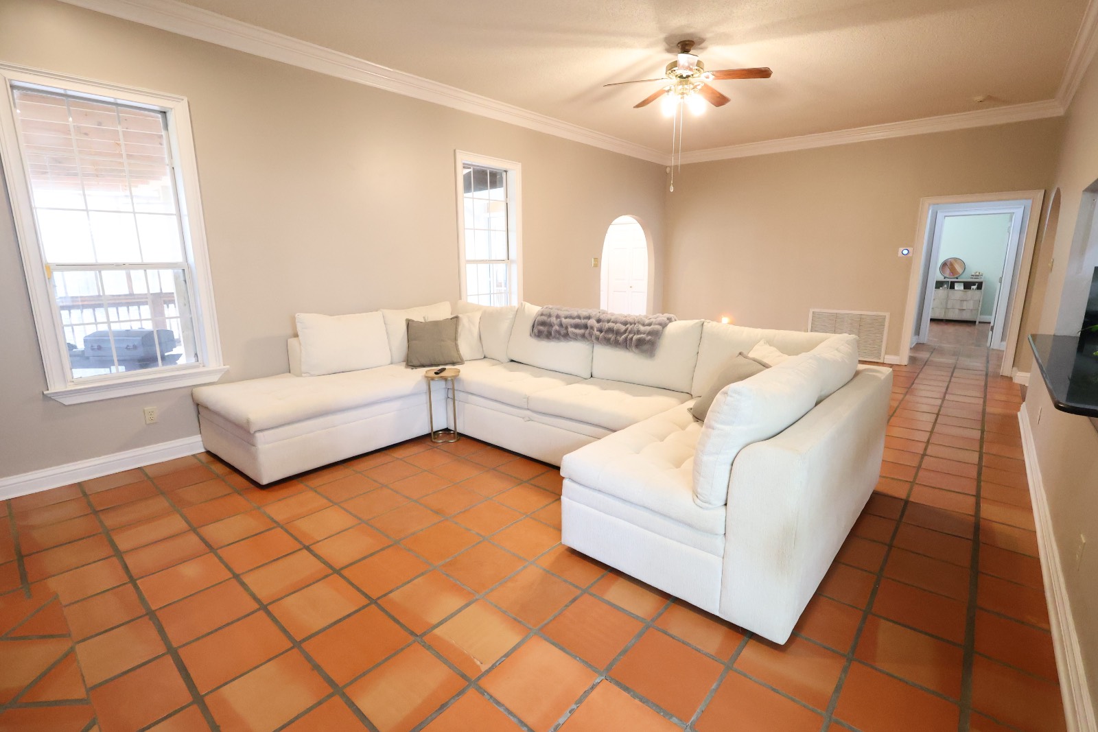 400 Golfview Drive
