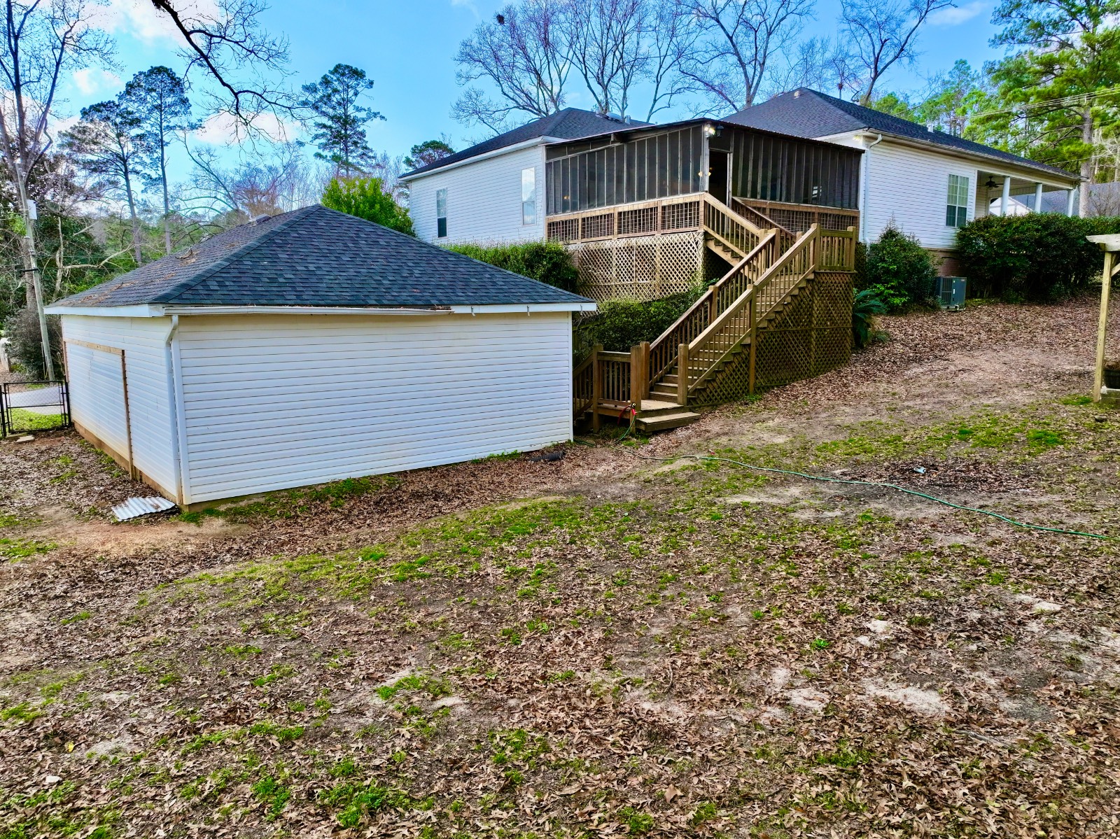 400 Golfview Drive