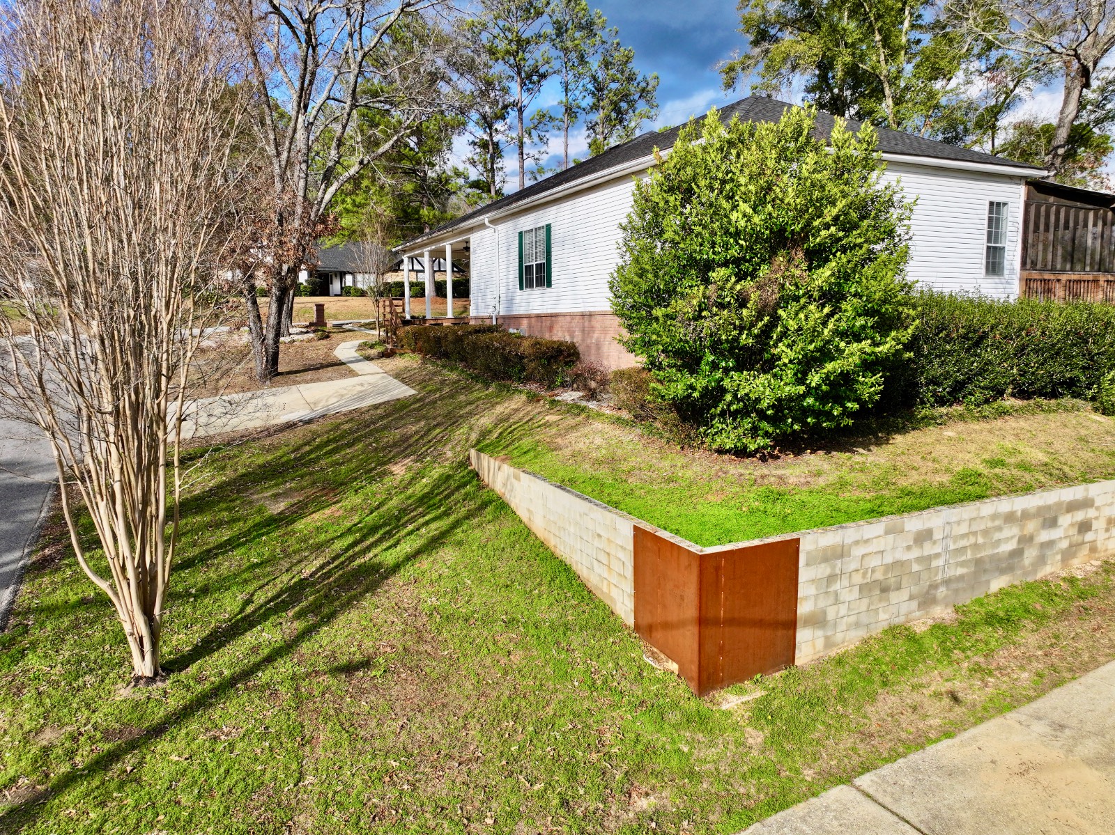 400 Golfview Drive