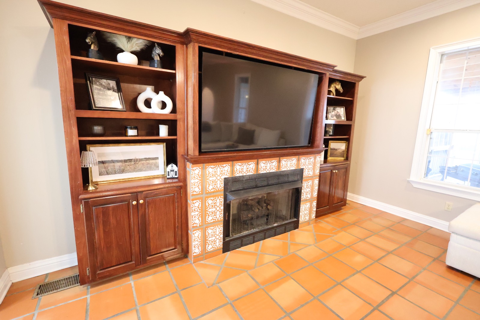 400 Golfview Drive