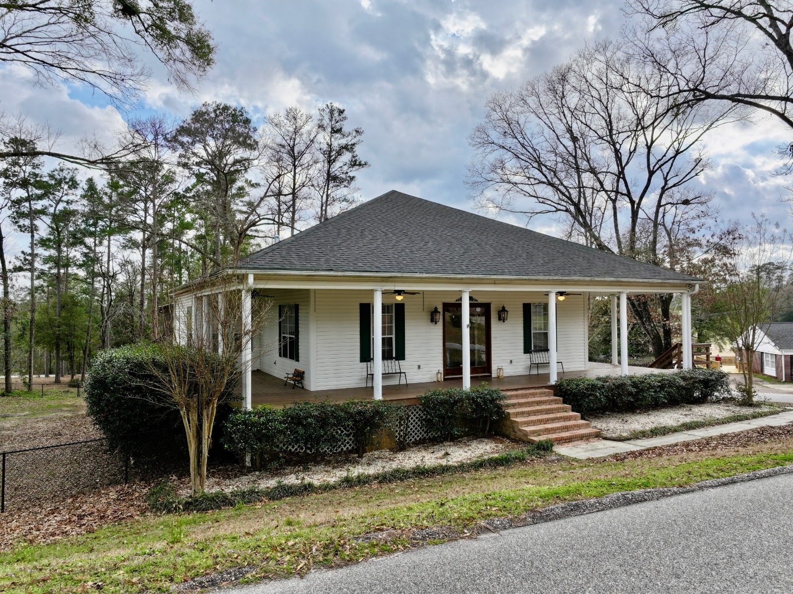 400 Golfview Drive