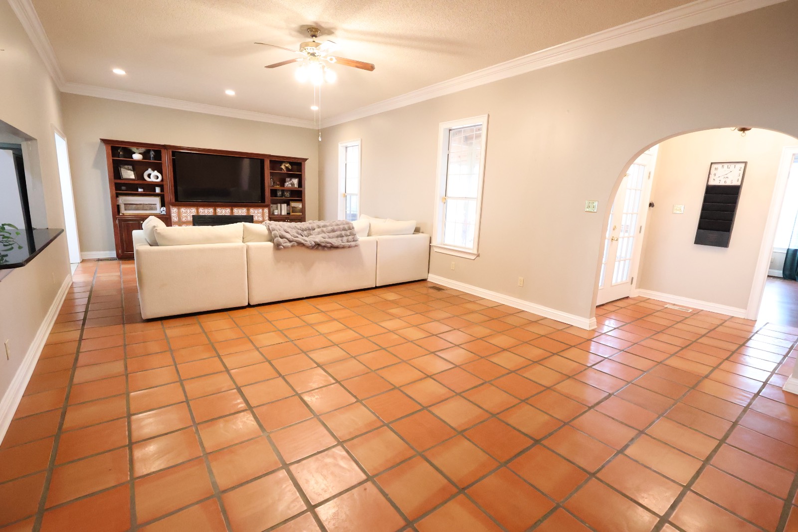 400 Golfview Drive