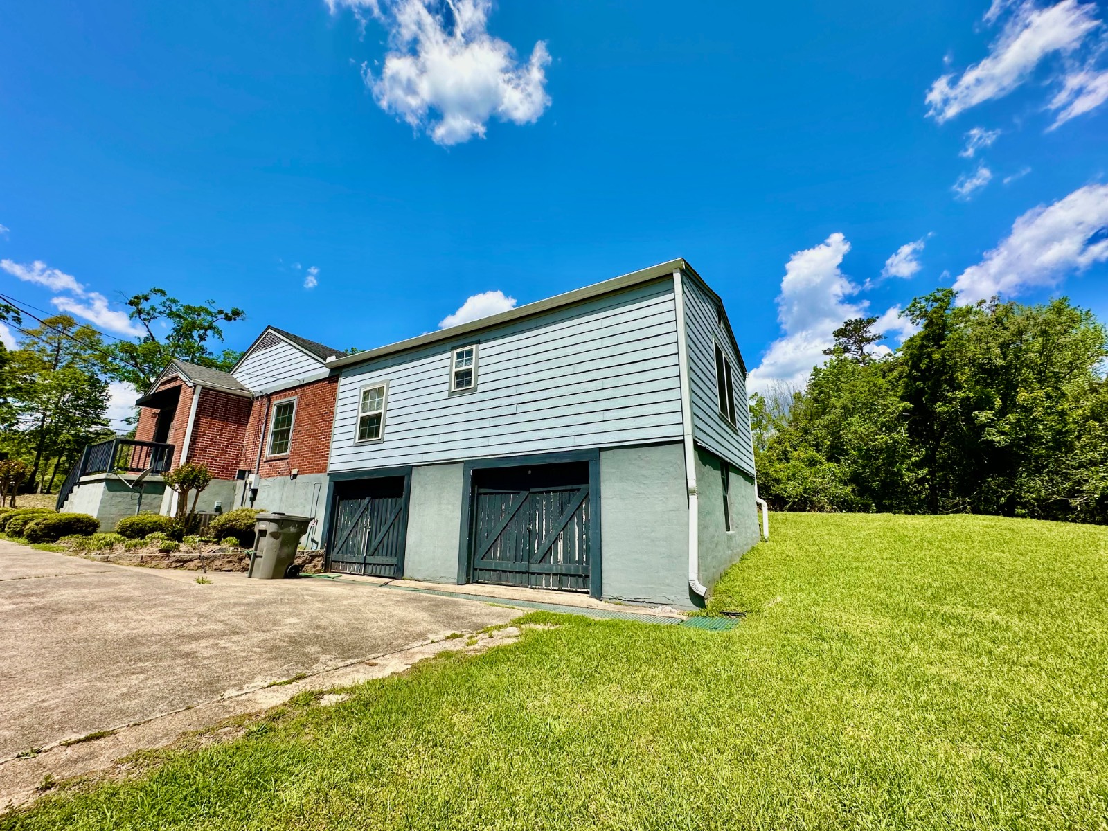 642 West Front Street