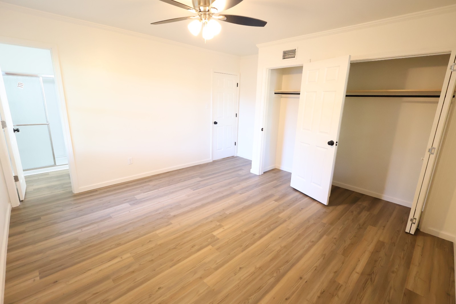 1301 Meadowbrook Lane