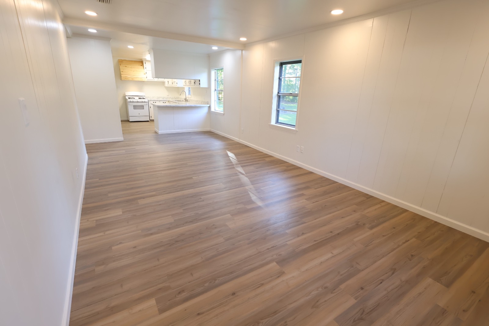 1301 Meadowbrook Lane
