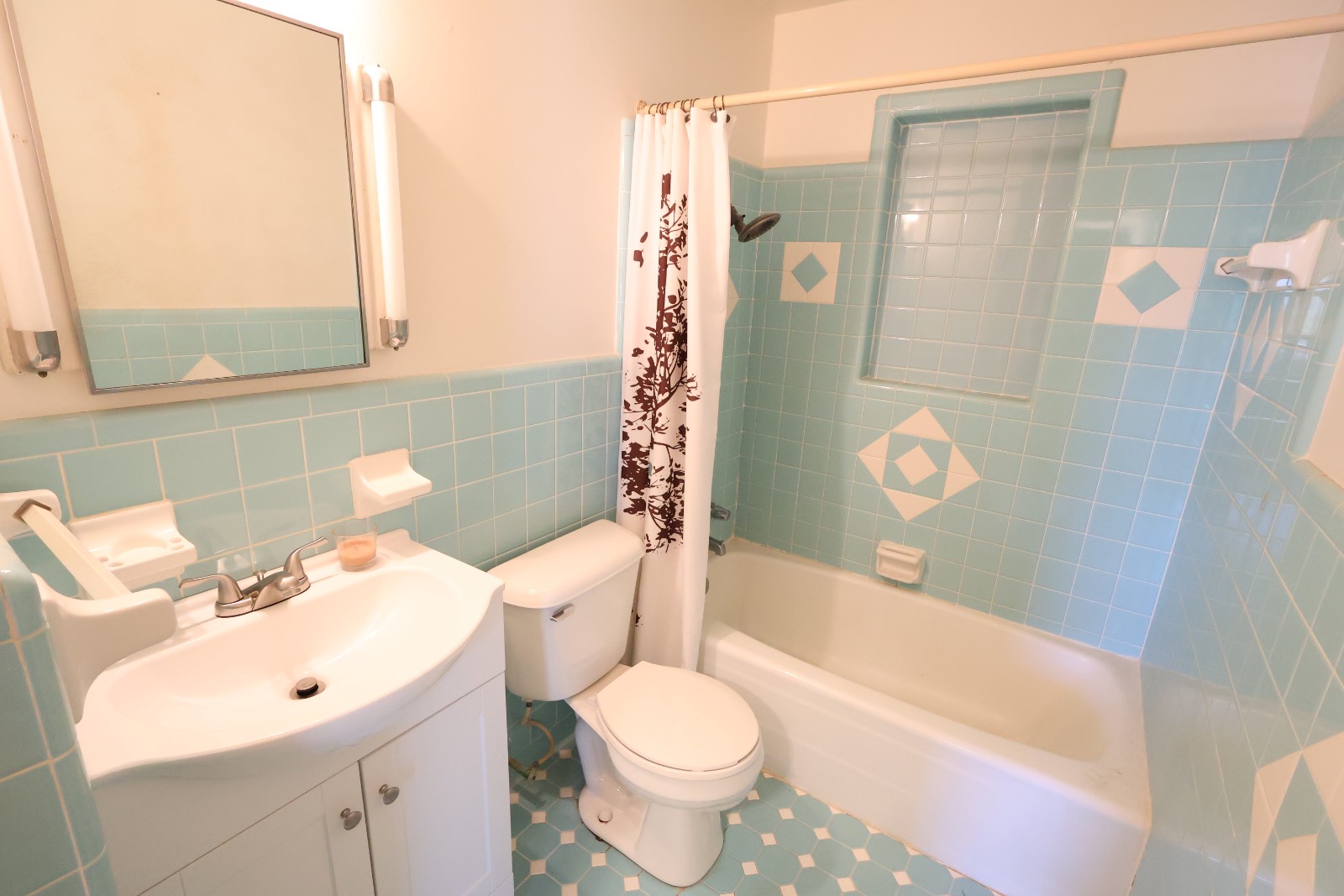 180 Half Acre Circle