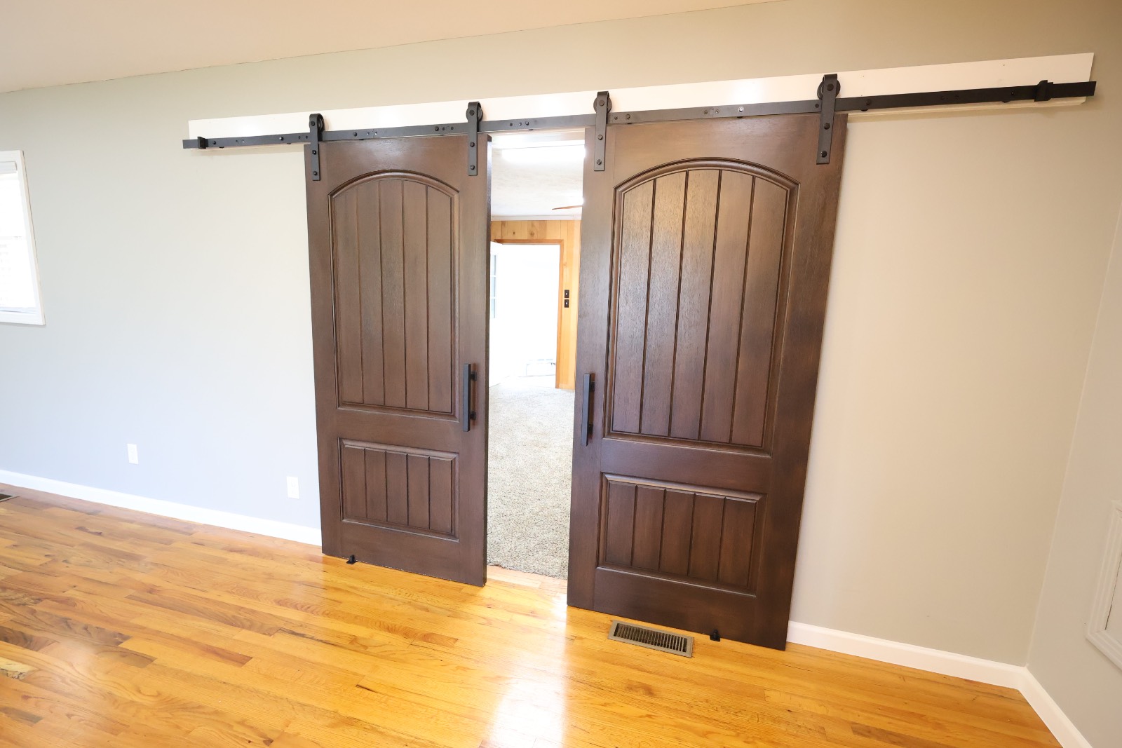 180 Half Acre Circle