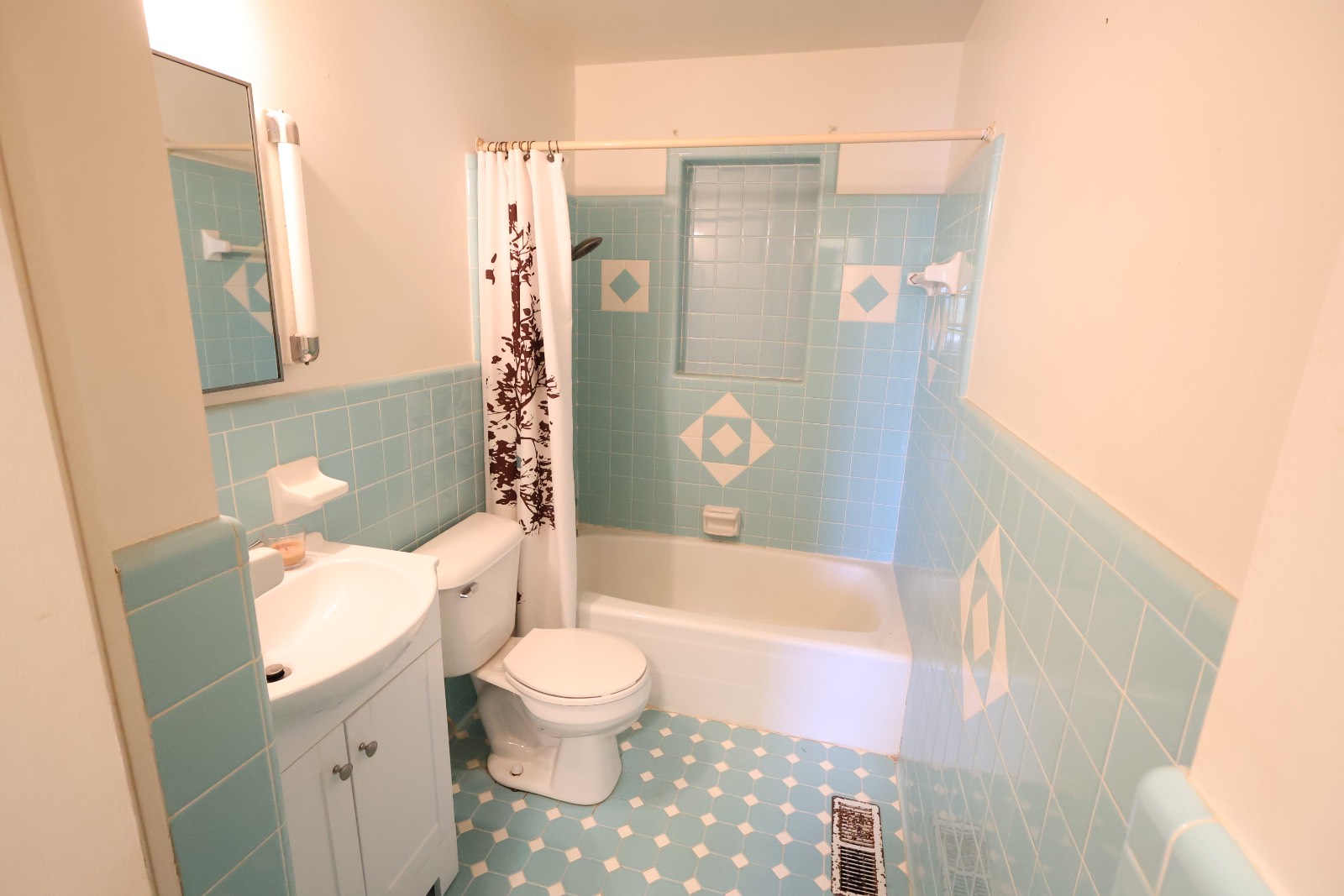 180 Half Acre Circle