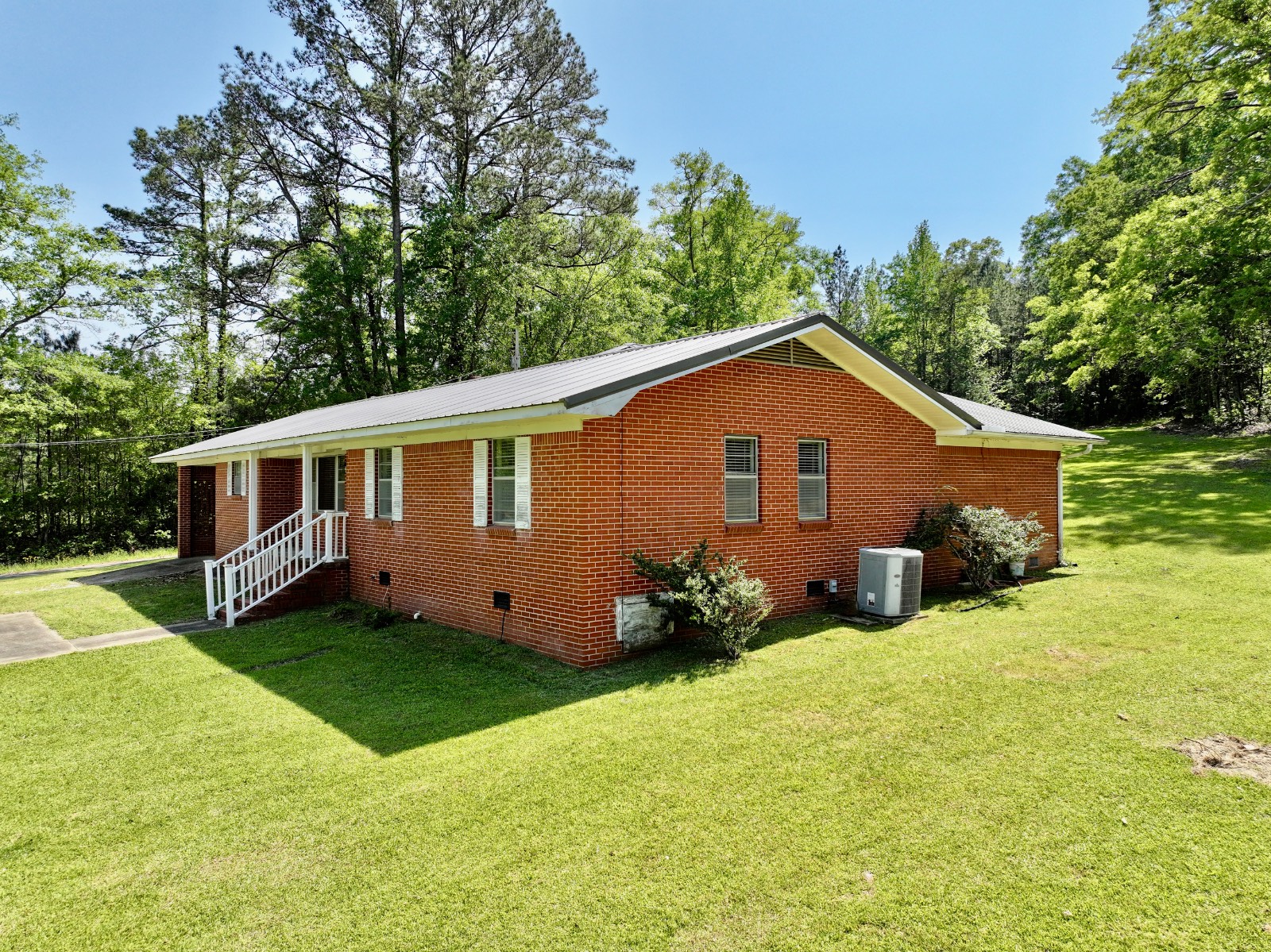 180 Half Acre Circle