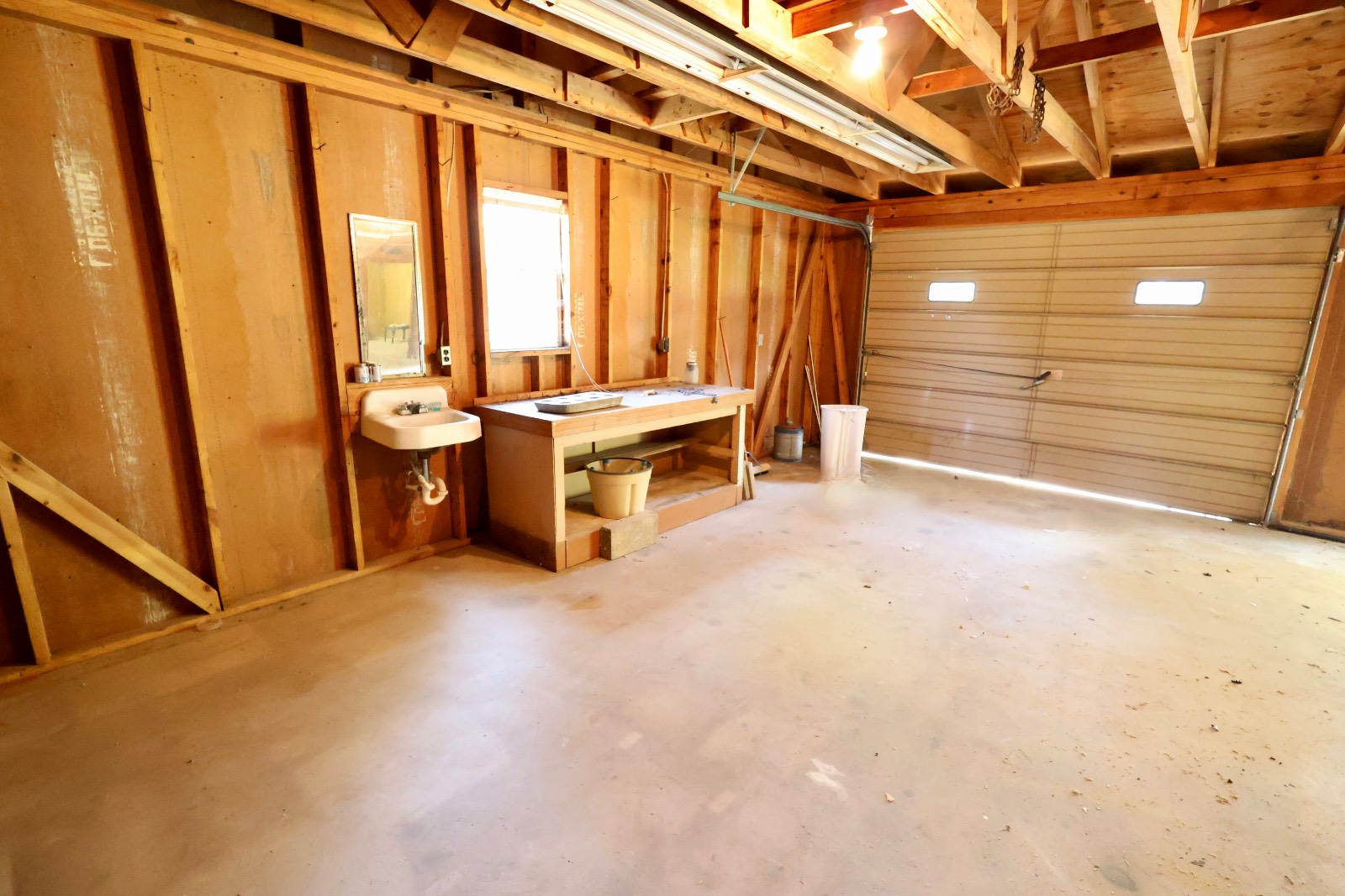 180 Half Acre Circle