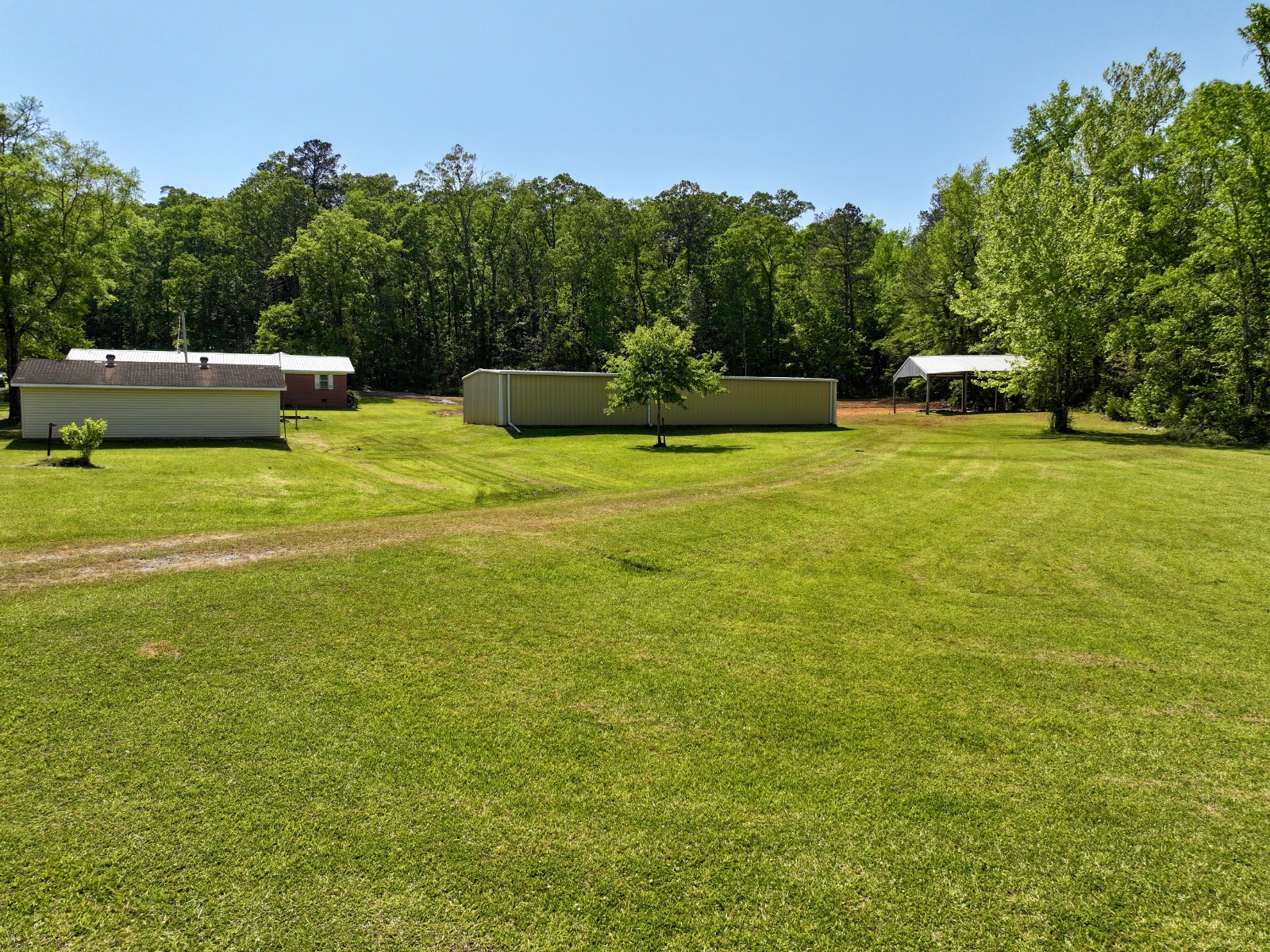 180 Half Acre Circle