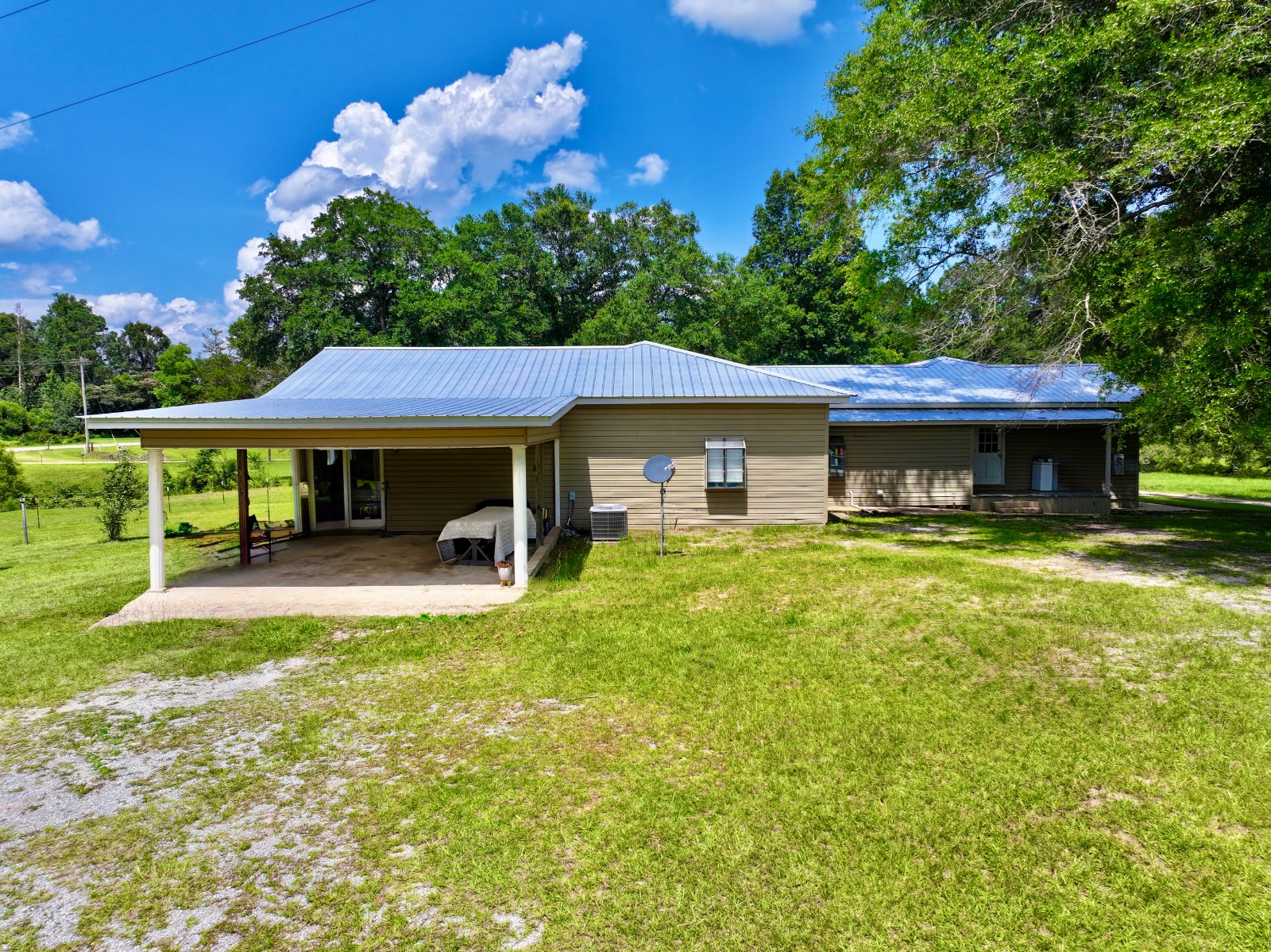 90 Holmes Drive