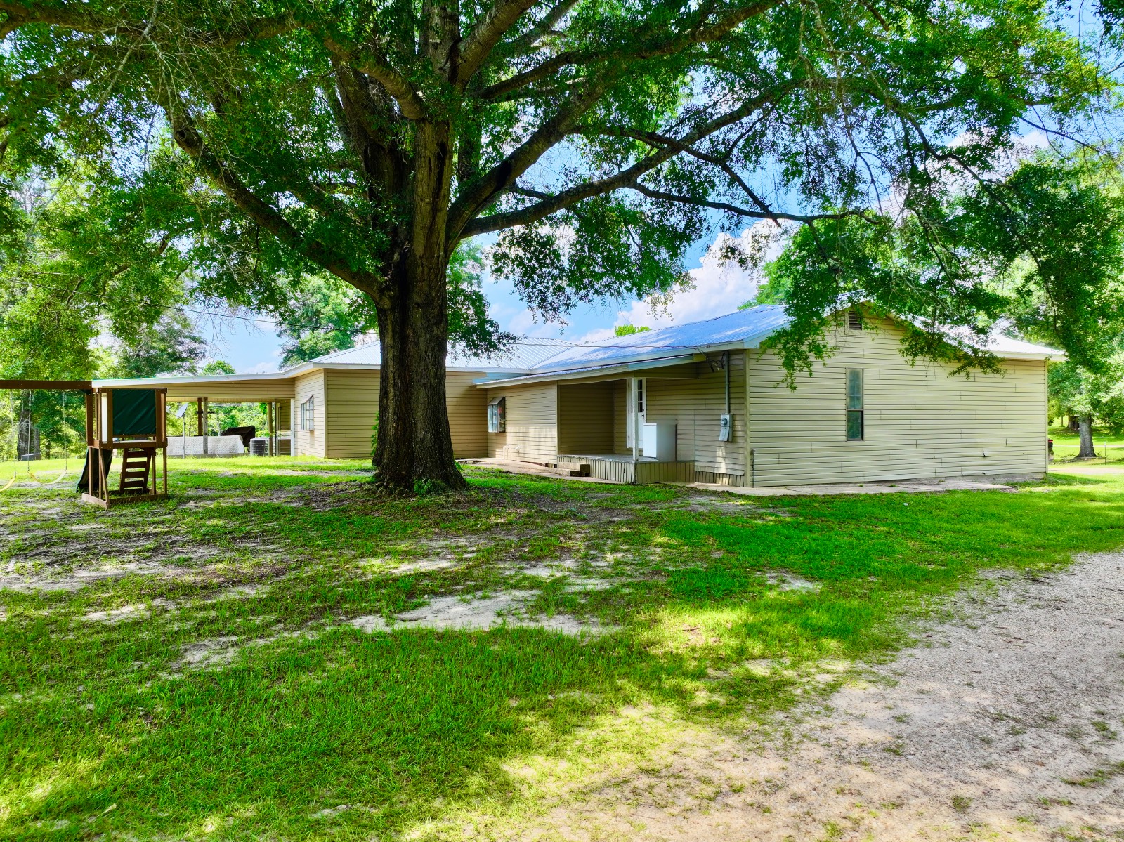 90 Holmes Drive