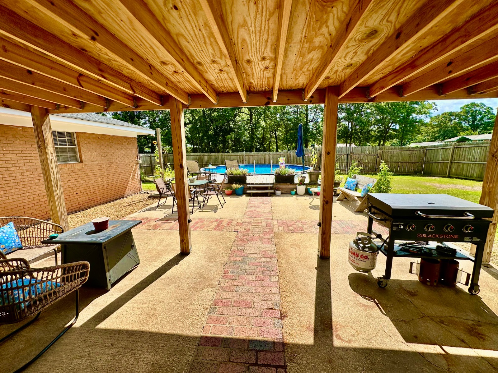 412 MacMillian Drive