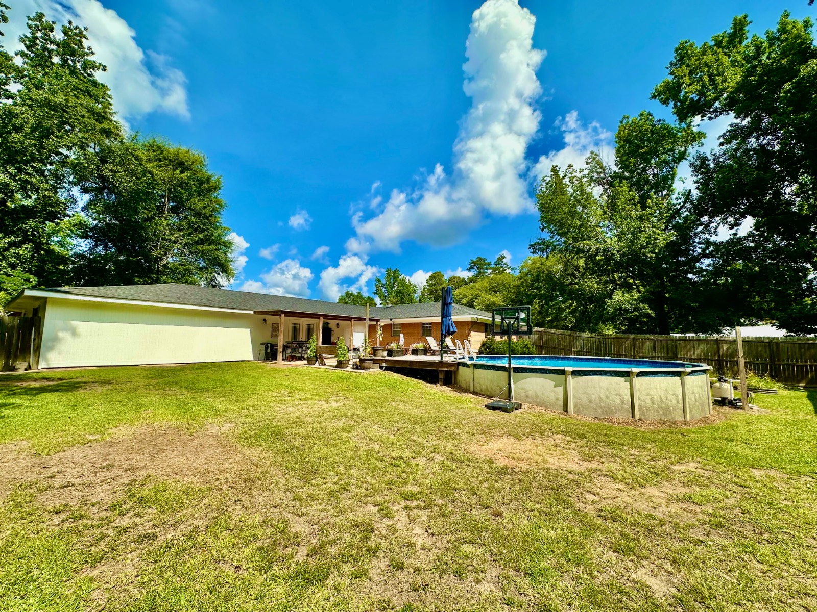 412 MacMillian Drive