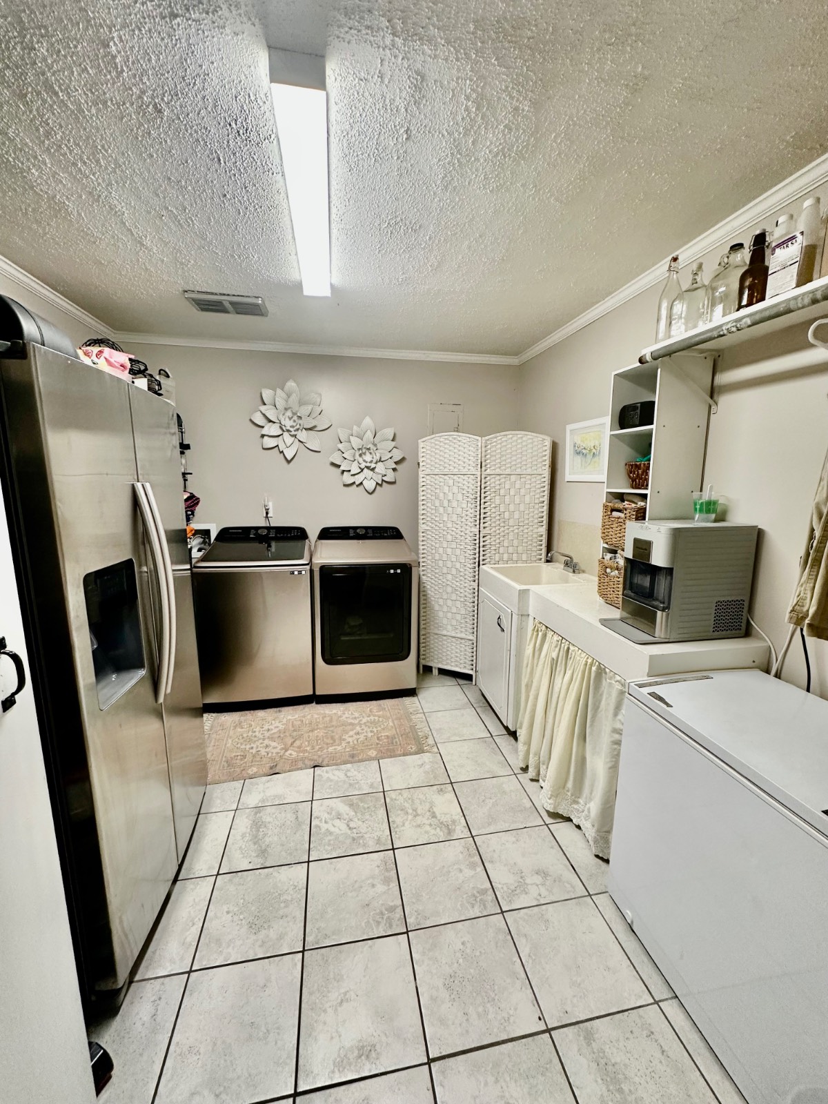 412 MacMillian Drive