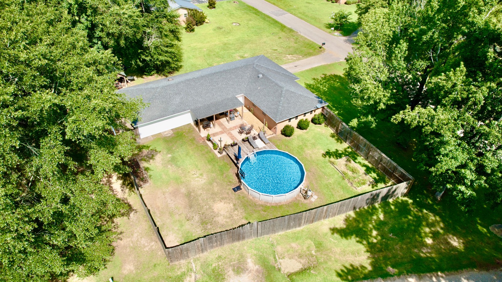 412 MacMillian Drive