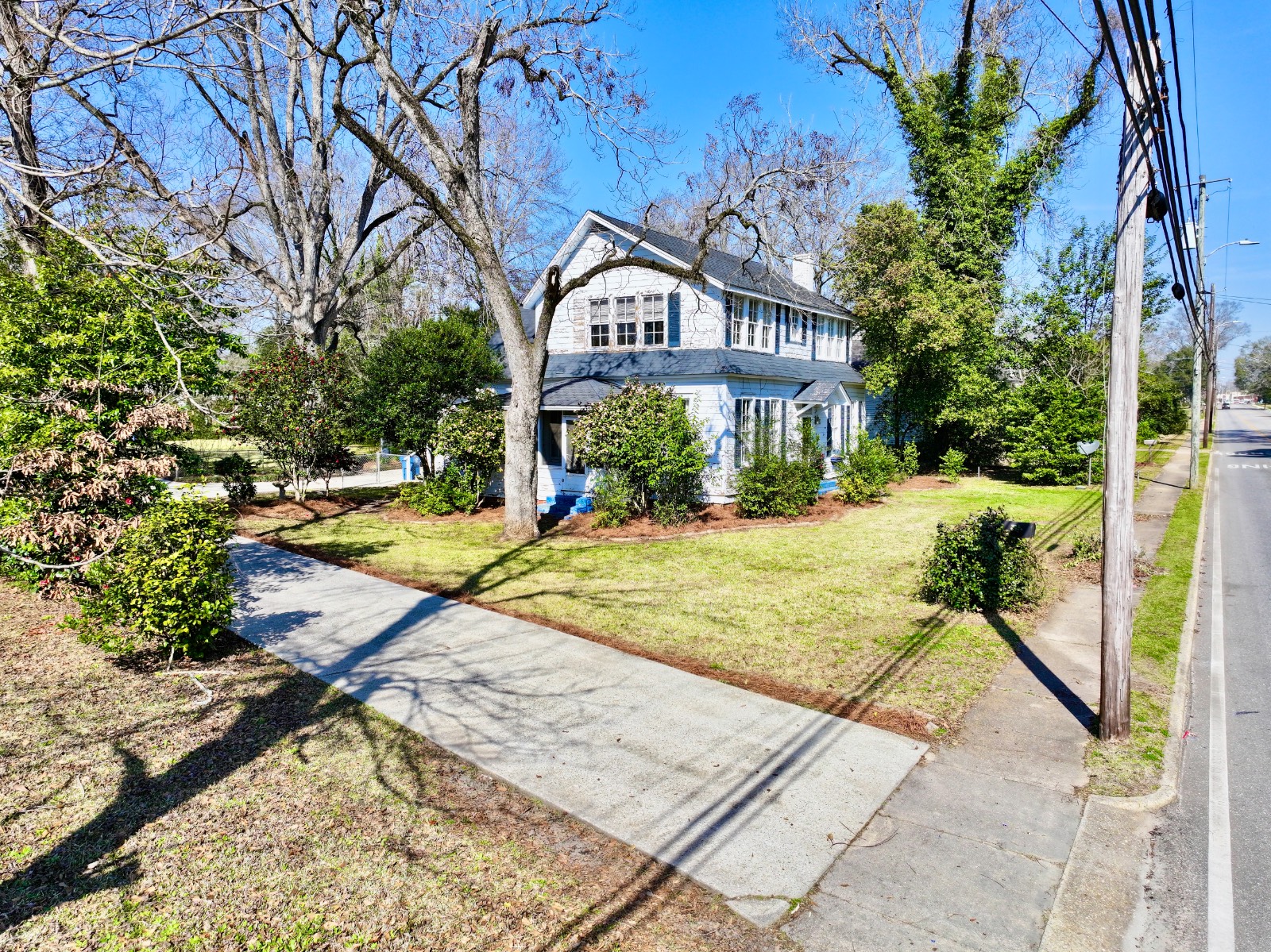 309 College Ave