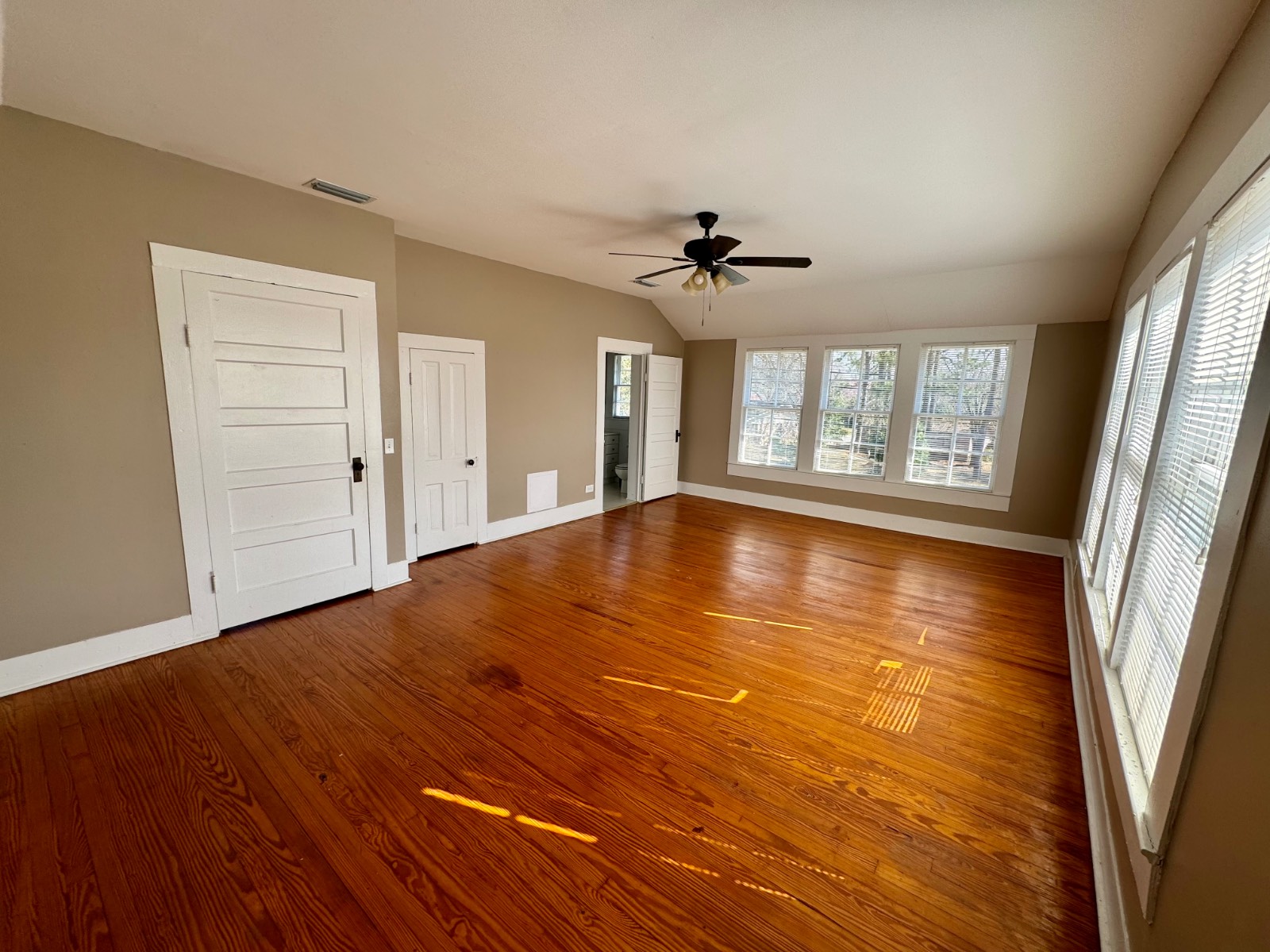 309 College Ave