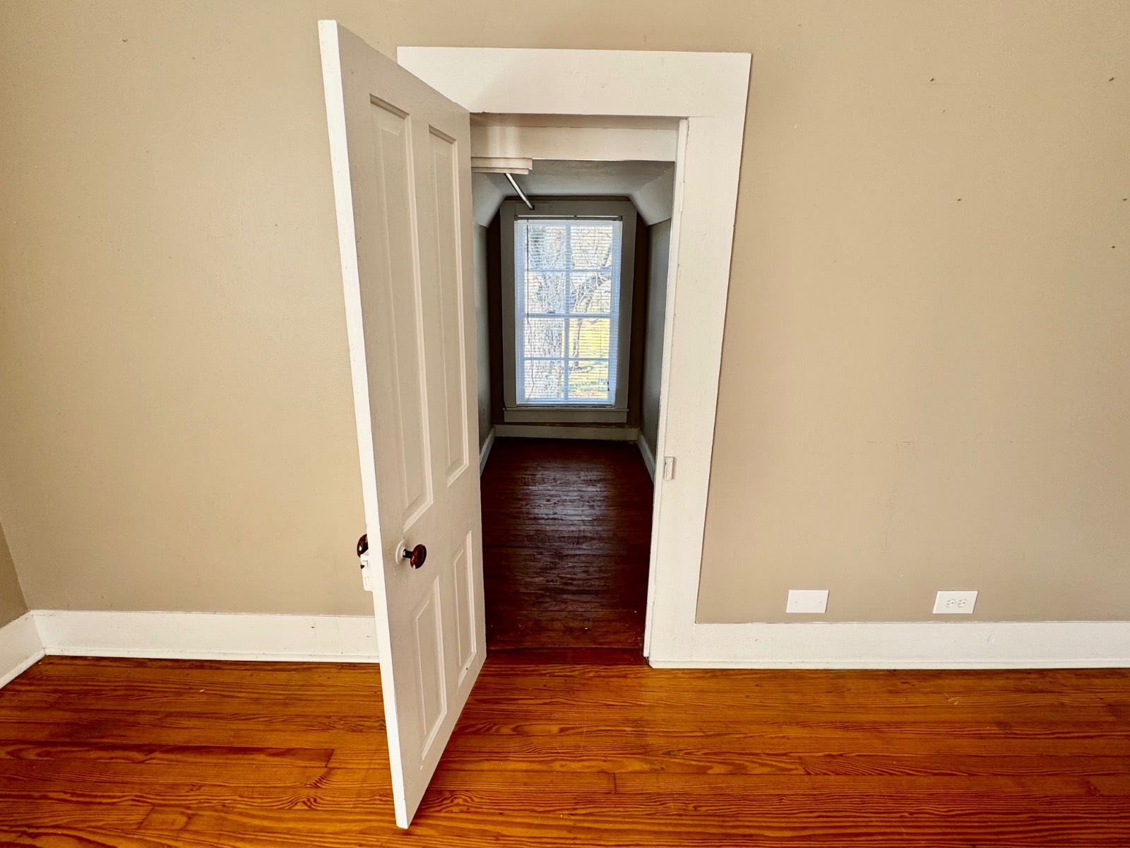 309 College Ave