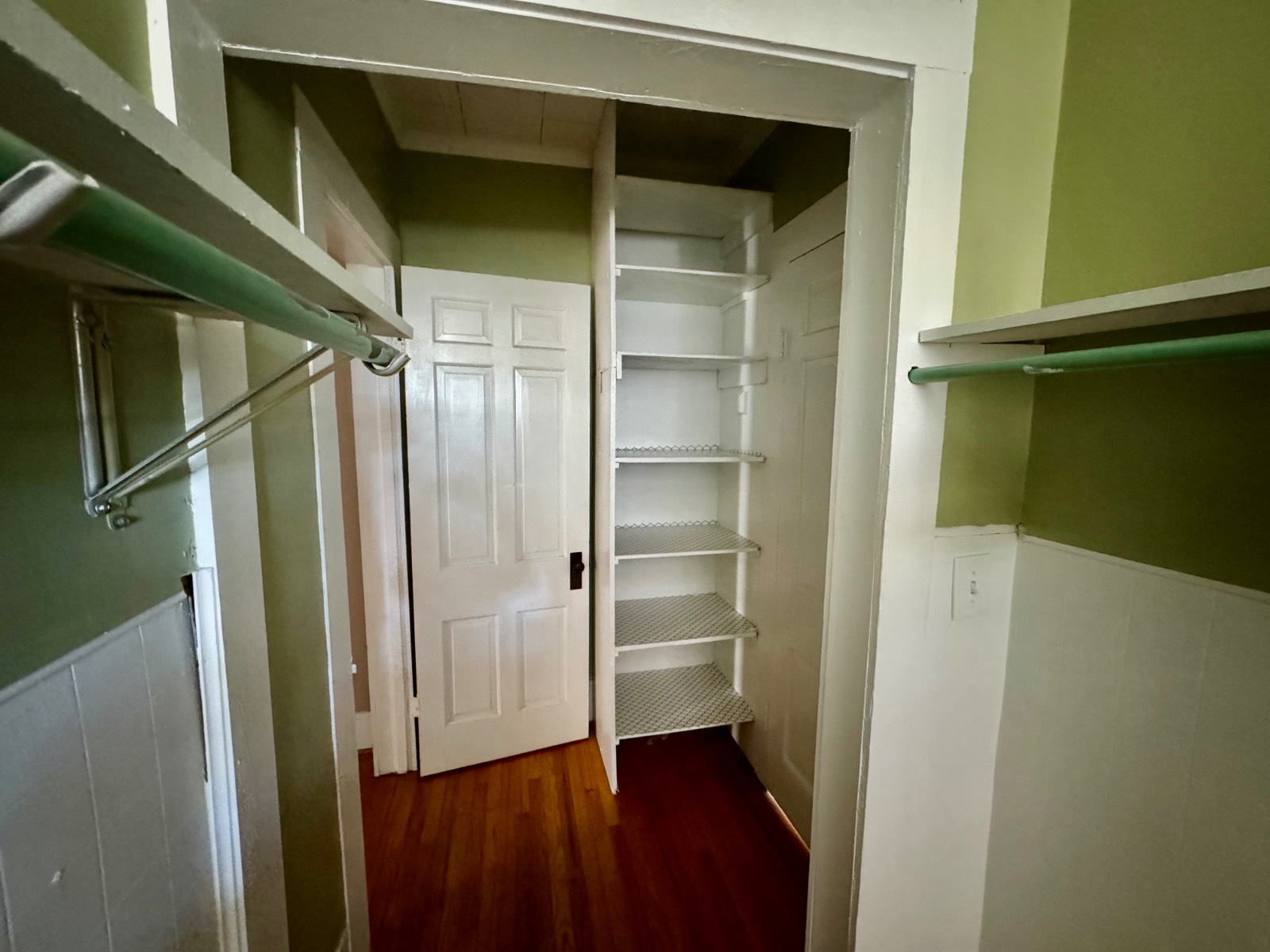 309 College Ave