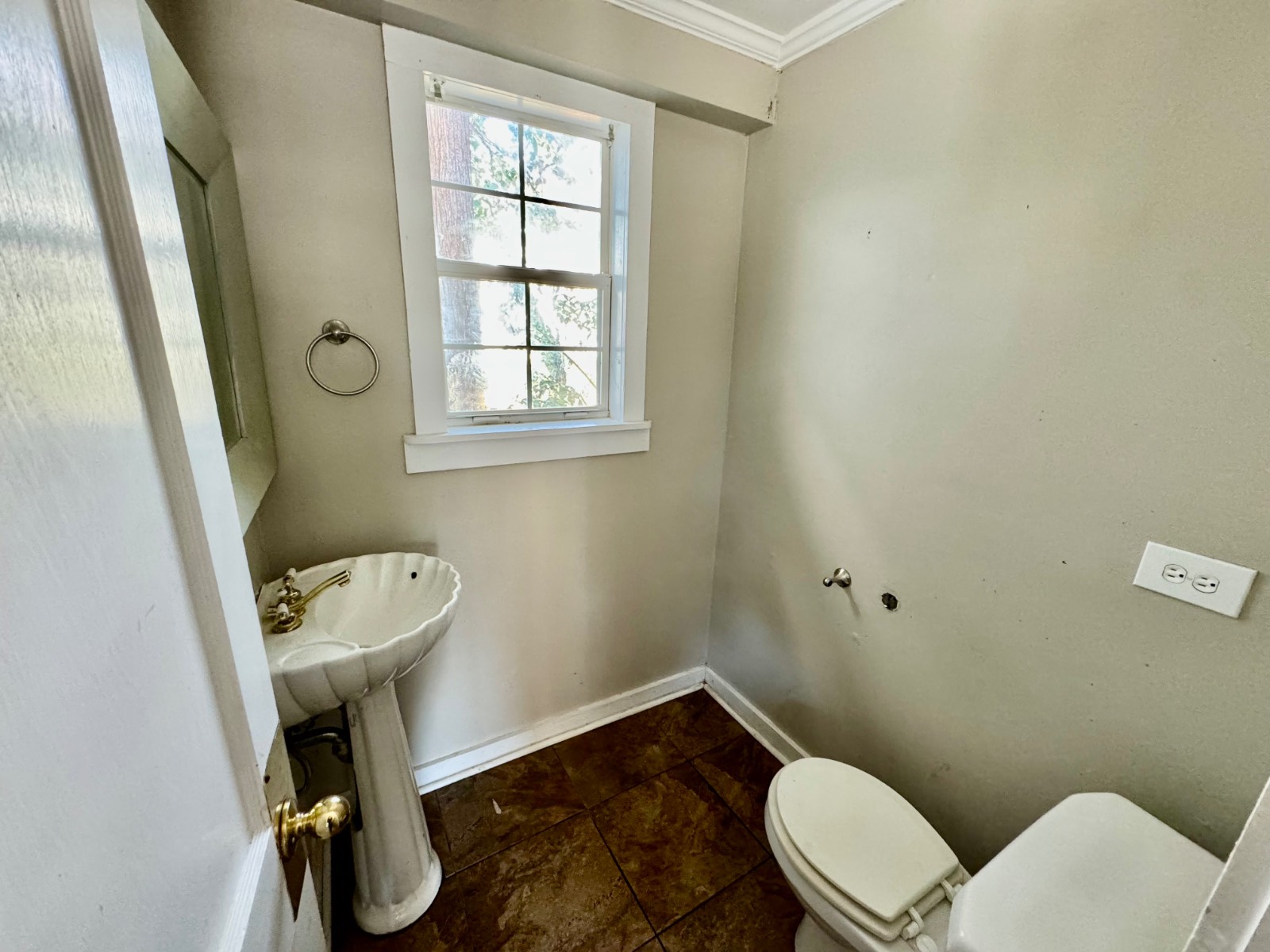 309 College Ave