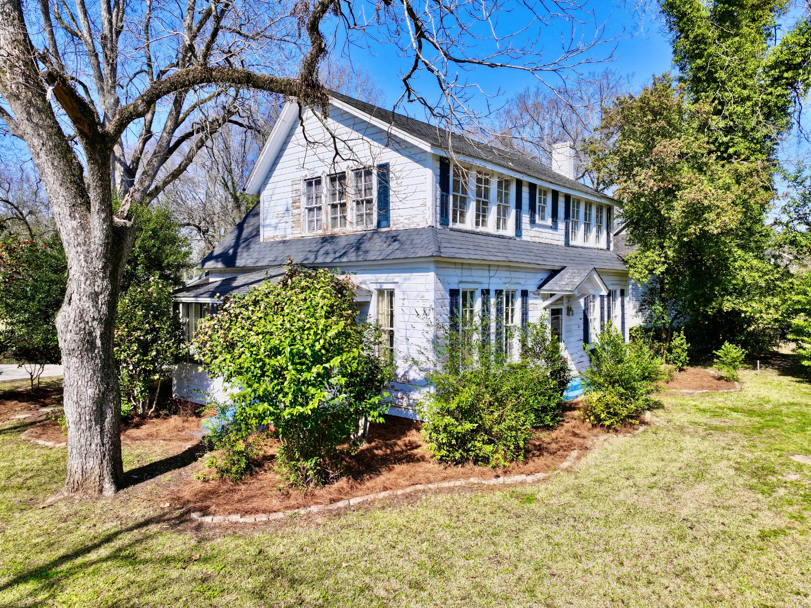 309 College Ave