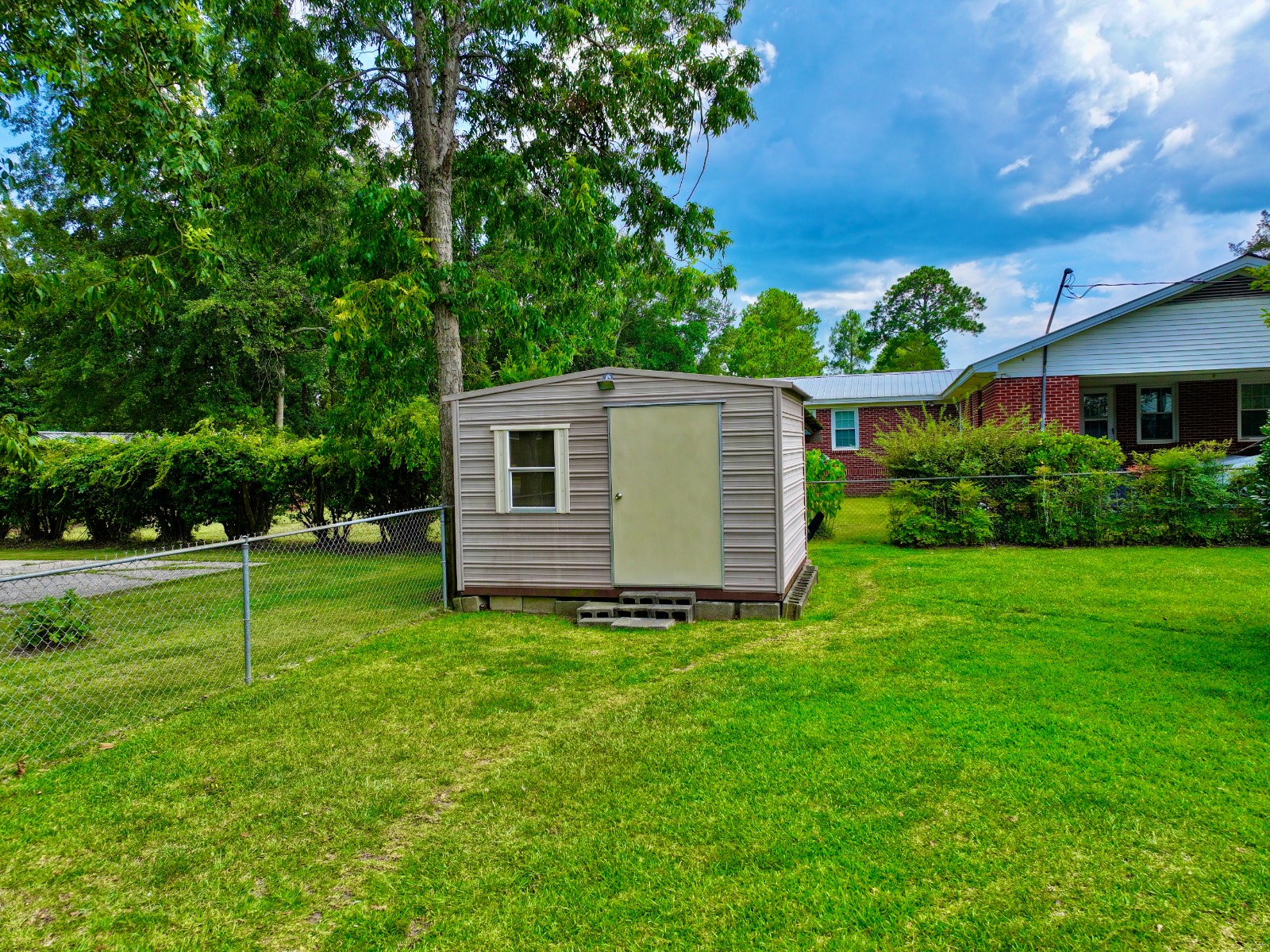 111 Sage Ave