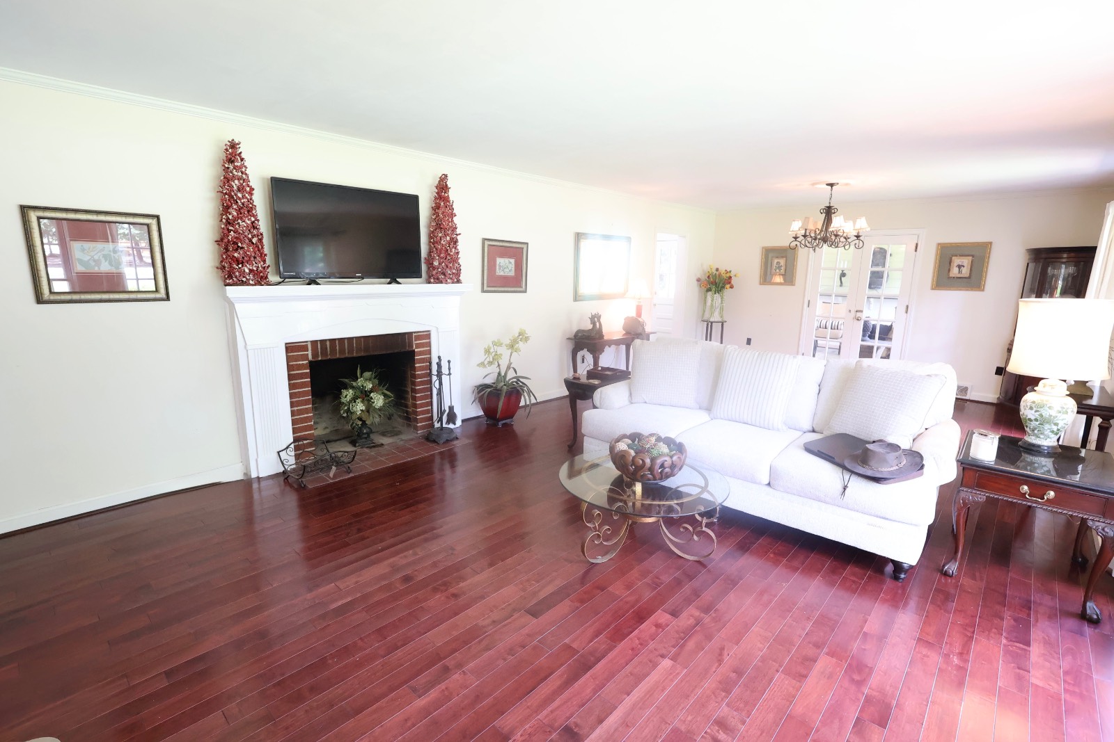 167 4th Ave