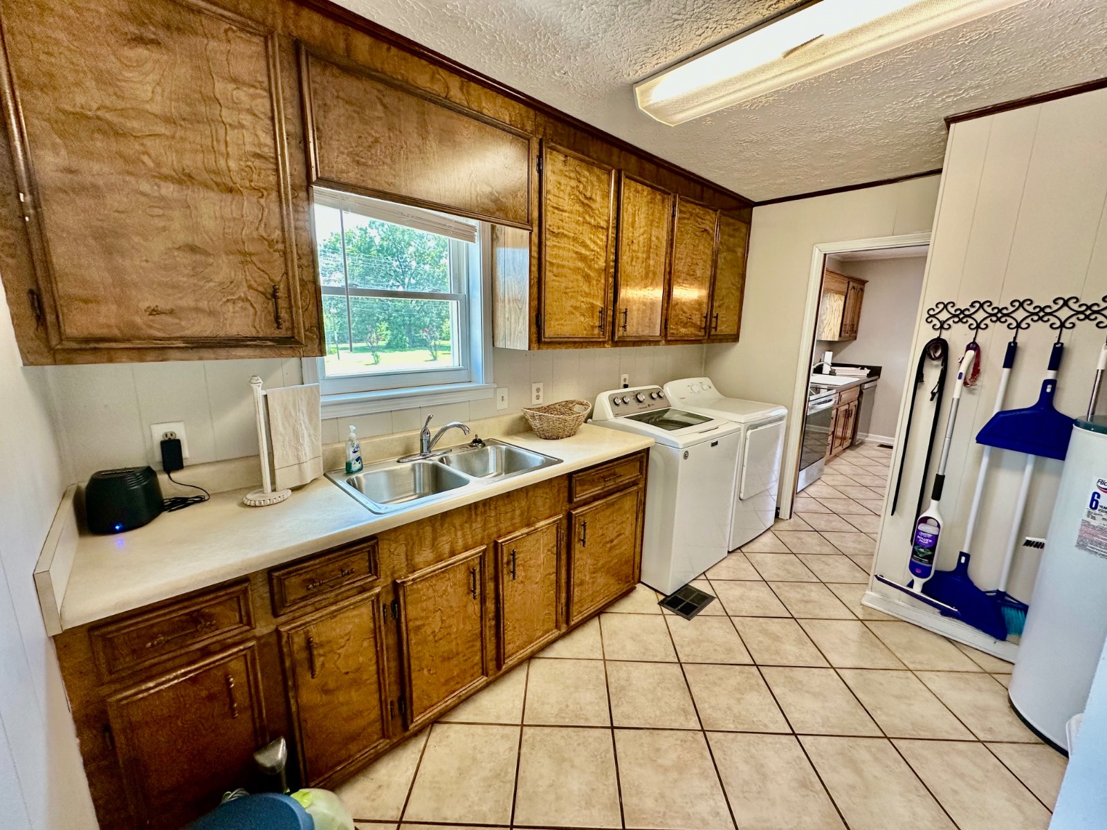 815 Edgewood Drive