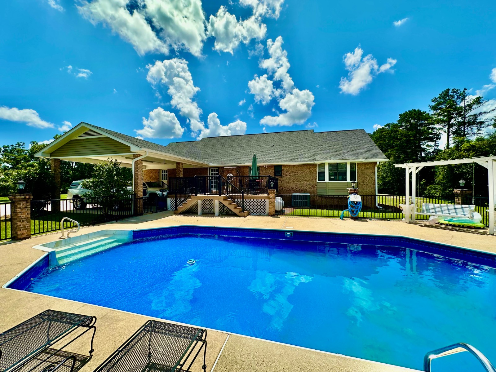 815 Edgewood Drive