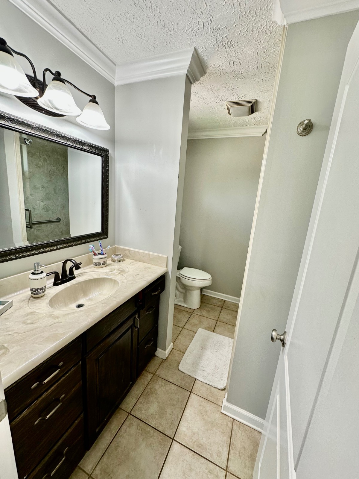 815 Edgewood Drive