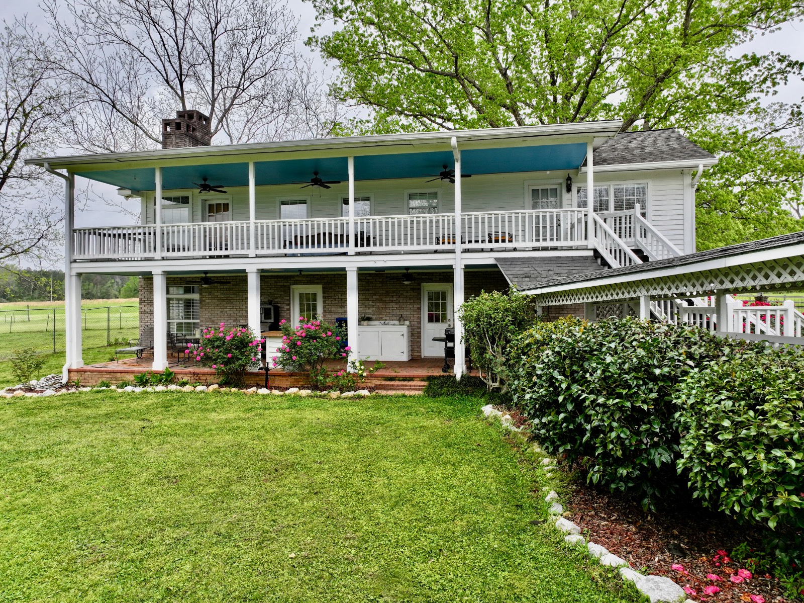 2006 Evergreen Road